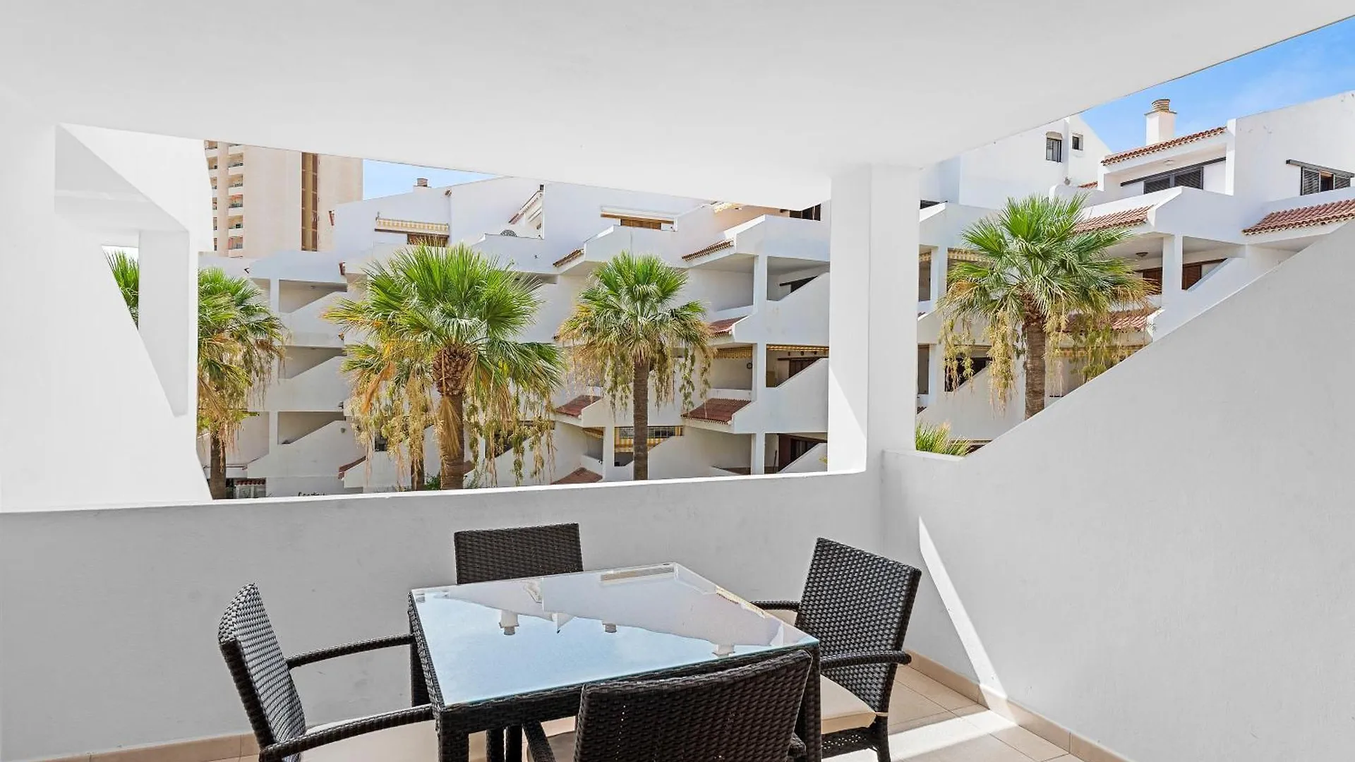 Paloma Beach Apartments Los Cristianos  Espagne